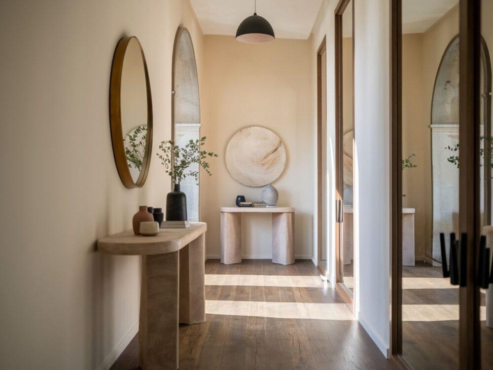 Lustro w przedpokoju