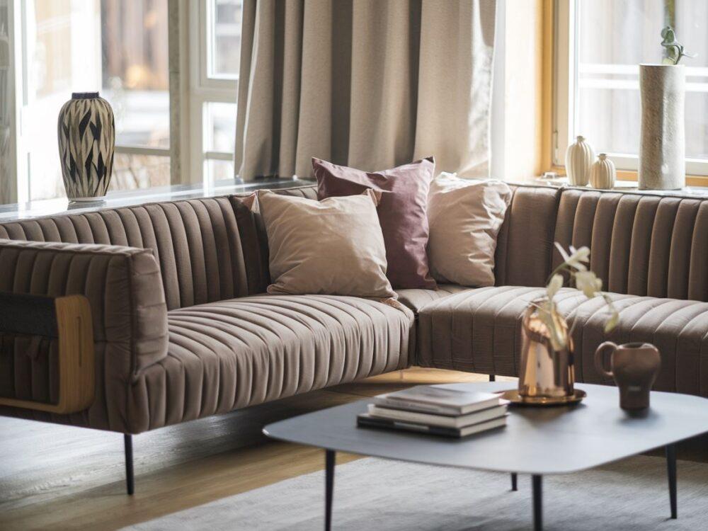 Salon z naturalnym światłem