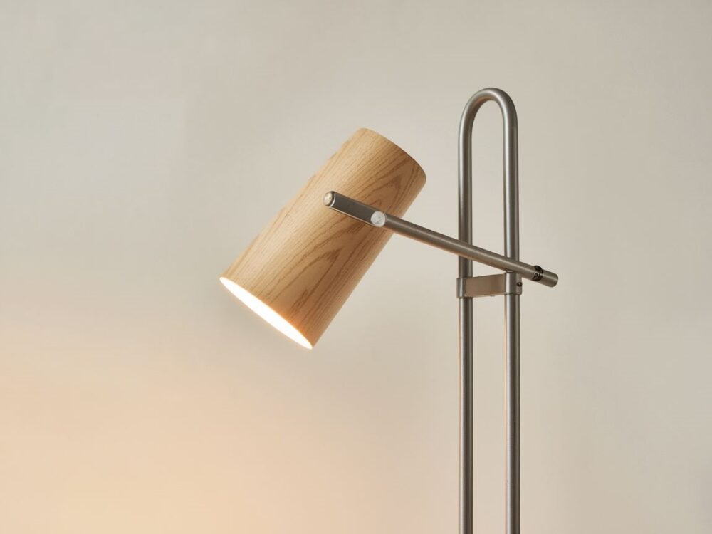 element lampy podłogowej