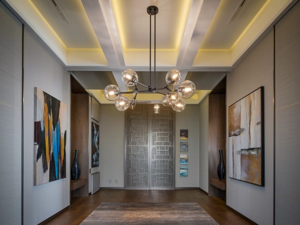 stylowy żyrandol sufitowy